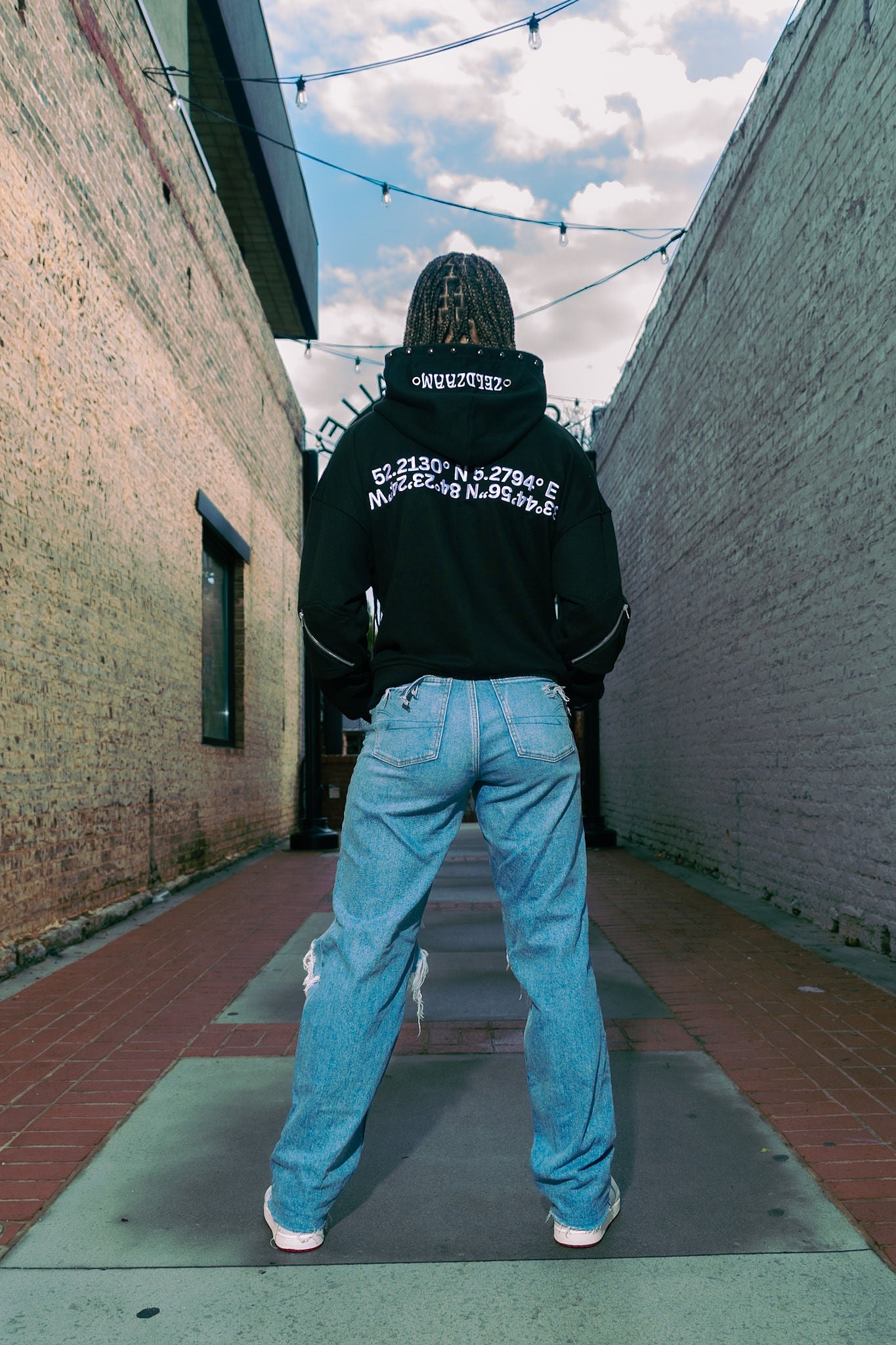 Point of Origin Black - Zip-up Hoodie